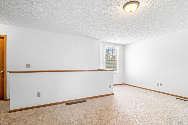 2147 Shortcreek Road, Hilliard, OH 43026