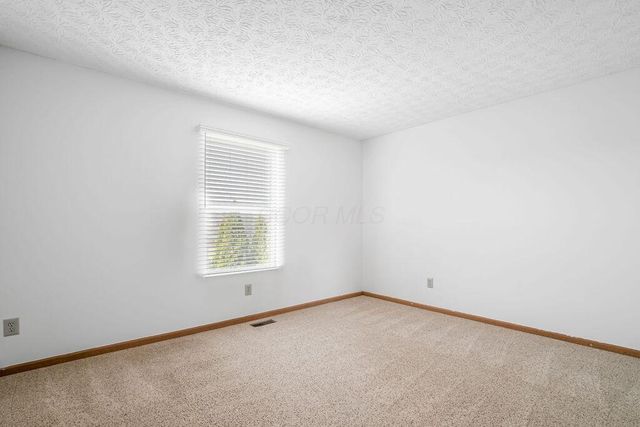 2147 Shortcreek Road, Hilliard, OH 43026