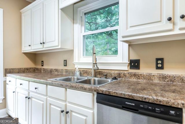 1926 &1934 Wood Valley Road, Macon, GA 31211