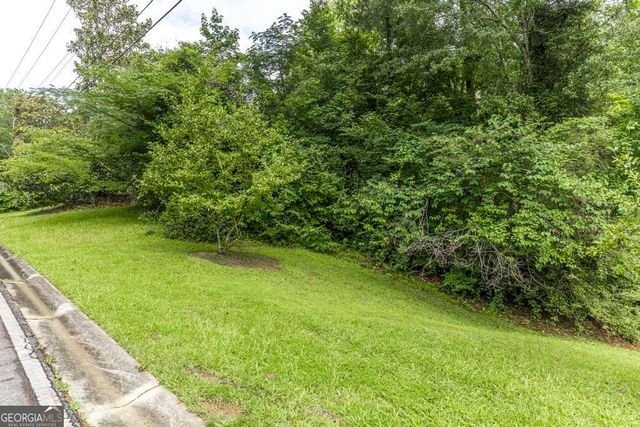 1926 &1934 Wood Valley Road, Macon, GA 31211