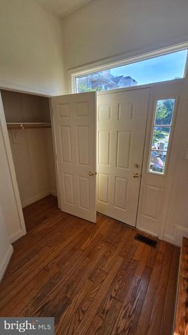643 MCLEARY SQ SE, Leesburg, VA 20175