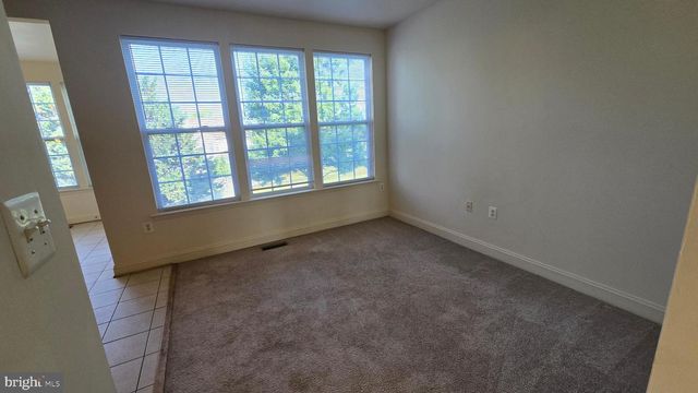 643 MCLEARY SQ SE, Leesburg, VA 20175