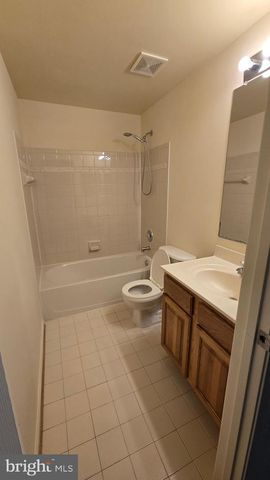 643 MCLEARY SQ SE, Leesburg, VA 20175