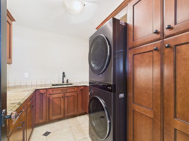 7972 E Caribou Pl, Bel Aire, KS 67226