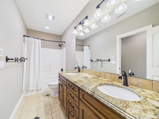 7972 E Caribou Pl, Bel Aire, KS 67226