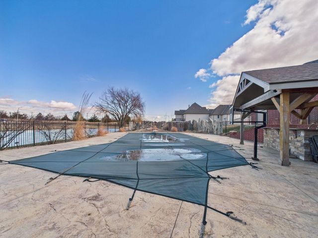 7972 E Caribou Pl, Bel Aire, KS 67226