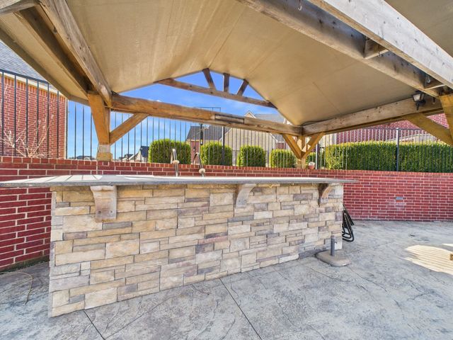 7972 E Caribou Pl, Bel Aire, KS 67226