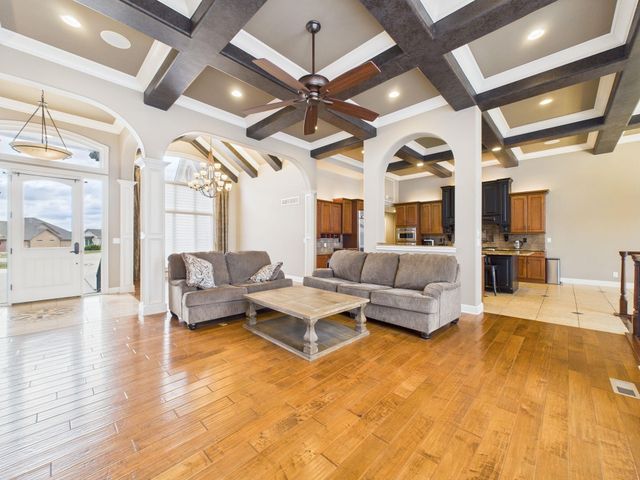 7972 E Caribou Pl, Bel Aire, KS 67226