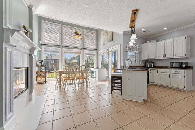 739 LANCELOT CV, Collierville, TN 38017