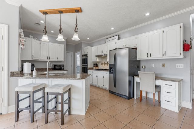 739 LANCELOT CV, Collierville, TN 38017