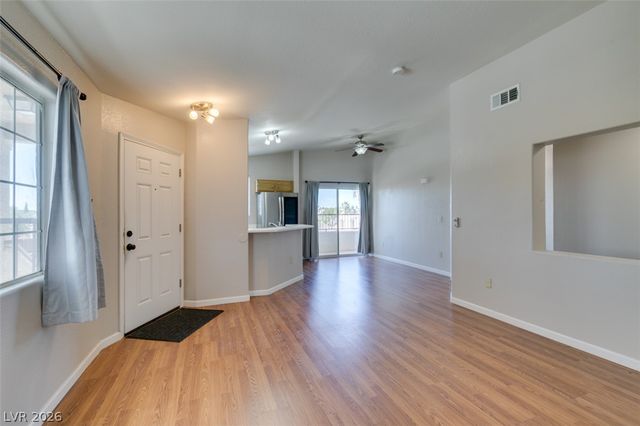 1881 West Alexander Road 2062, North Las Vegas, NV 89032
