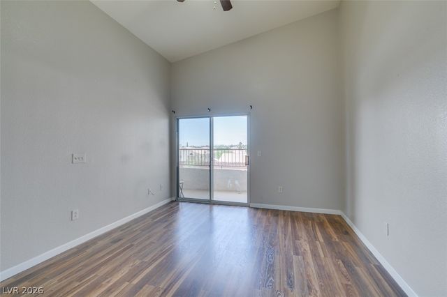 1881 West Alexander Road 2062, North Las Vegas, NV 89032