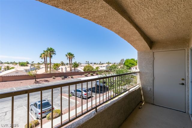1881 West Alexander Road 2062, North Las Vegas, NV 89032