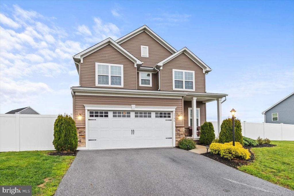 3706 SEABISCUIT WAY, Harrisburg, PA 17110
