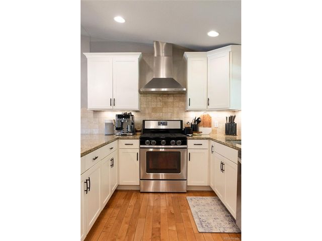 7355 S Elm Ct, Centennial, CO 80122