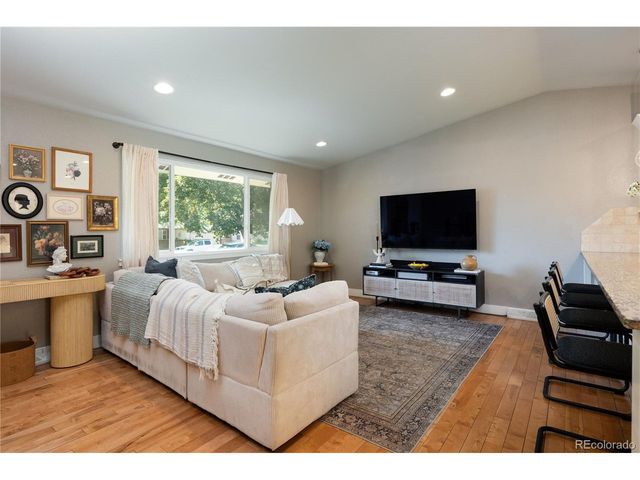 7355 S Elm Ct, Centennial, CO 80122