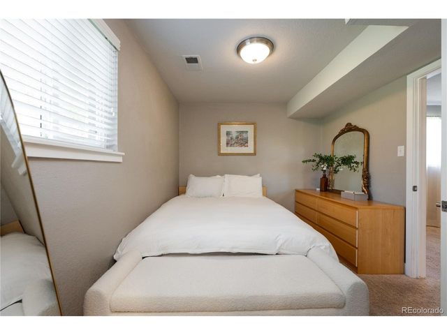 7355 S Elm Ct, Centennial, CO 80122