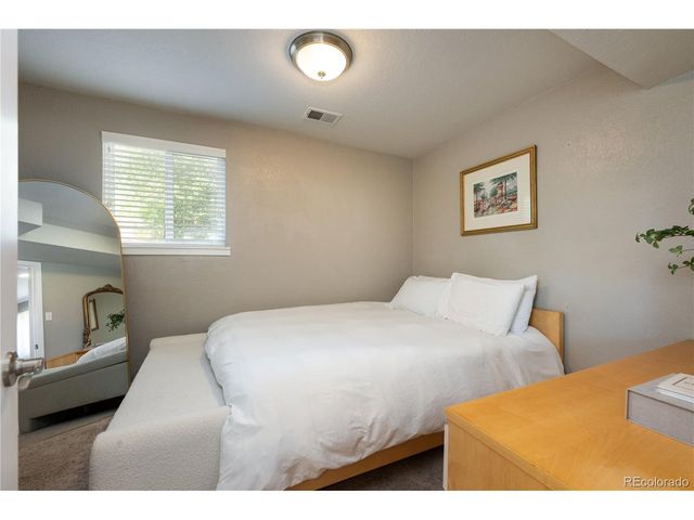 7355 S Elm Ct, Centennial, CO 80122