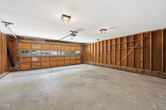 8521 Applecross Circle, Apex, NC 27539