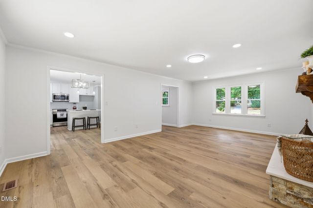 8521 Applecross Circle, Apex, NC 27539