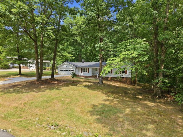 8521 Applecross Circle, Apex, NC 27539