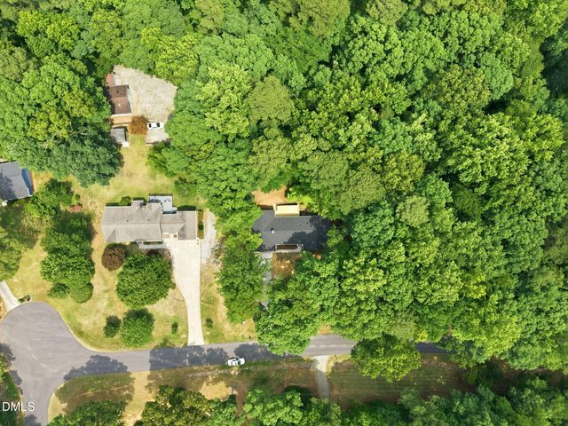 8521 Applecross Circle, Apex, NC 27539