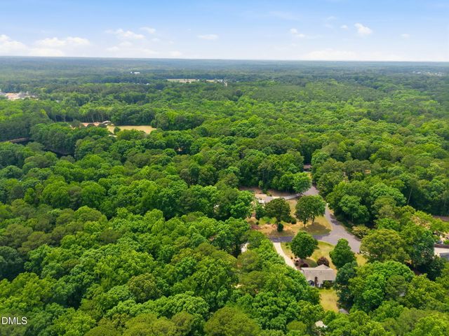 8521 Applecross Circle, Apex, NC 27539