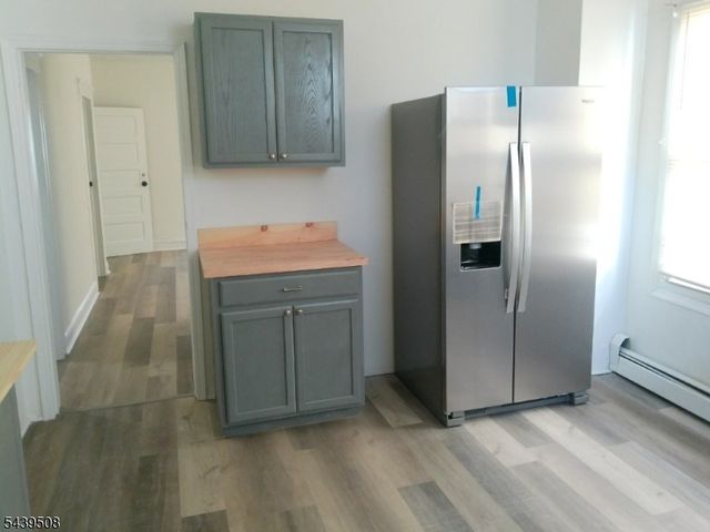 523 Franklin St, Elizabeth City, NJ 07206