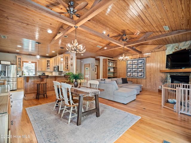 221 Estate Road, Atkinson, NC 28421