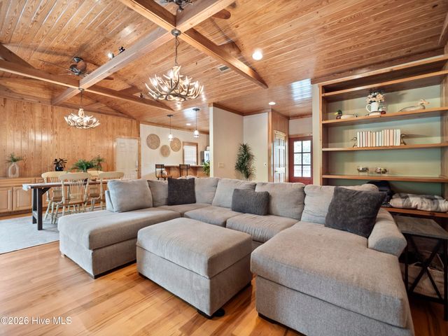 221 Estate Road, Atkinson, NC 28421