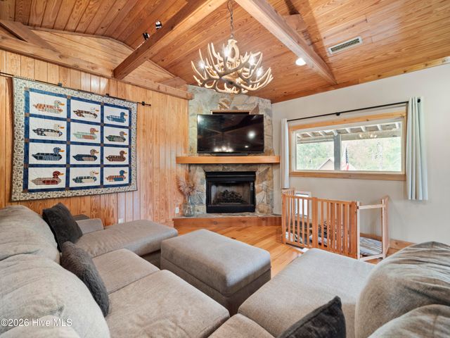 221 Estate Road, Atkinson, NC 28421