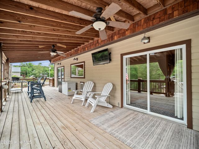 221 Estate Road, Atkinson, NC 28421