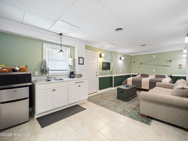 221 Estate Road, Atkinson, NC 28421