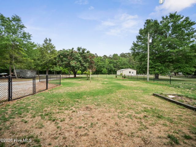 221 Estate Road, Atkinson, NC 28421