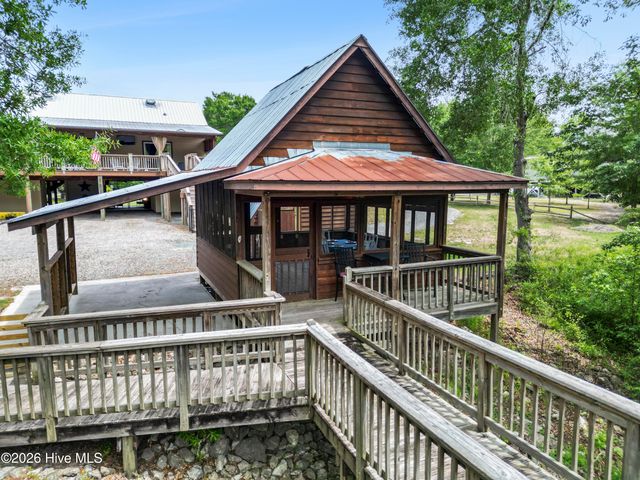 221 Estate Road, Atkinson, NC 28421