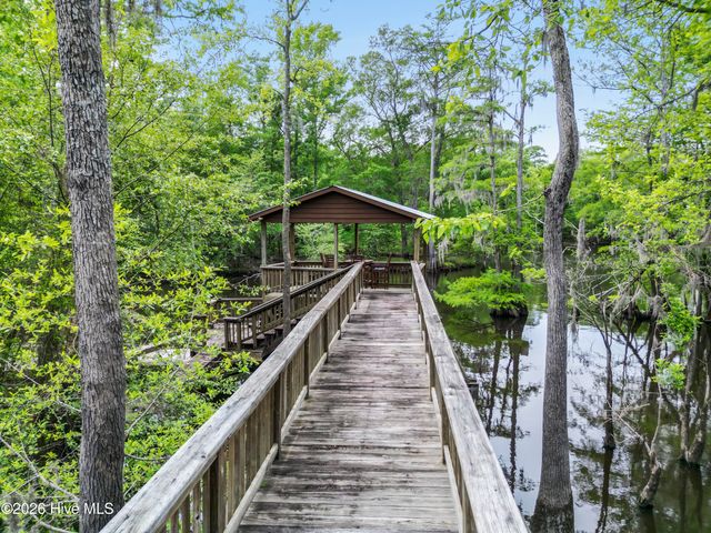 221 Estate Road, Atkinson, NC 28421