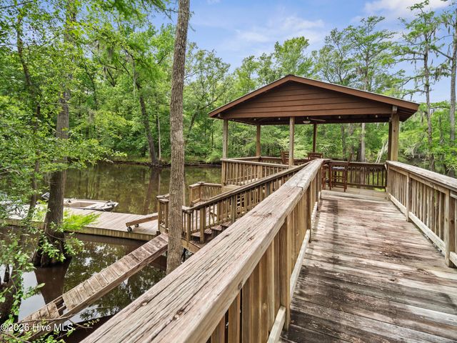 221 Estate Road, Atkinson, NC 28421