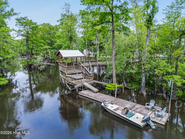 221 Estate Road, Atkinson, NC 28421