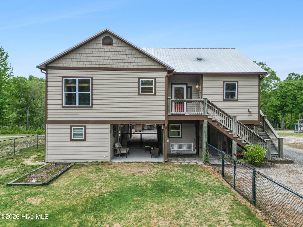 221 Estate Road, Atkinson, NC 28421