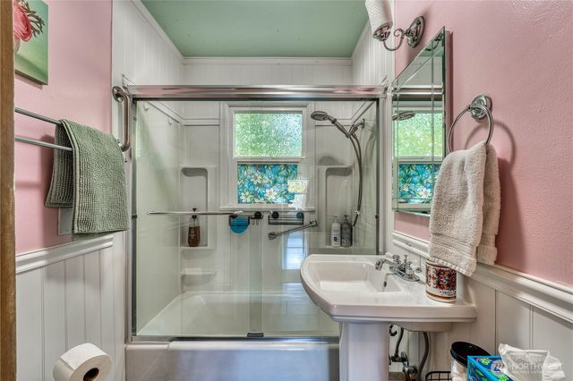 2525 Veldee Avenue, Bremerton, WA 98312