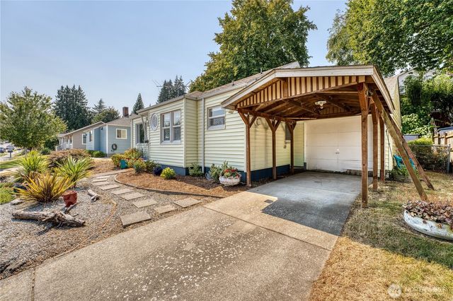 2525 Veldee Avenue, Bremerton, WA 98312