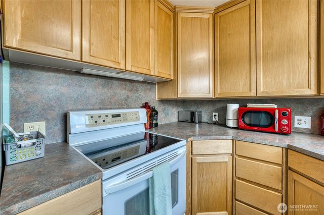 2525 Veldee Avenue, Bremerton, WA 98312