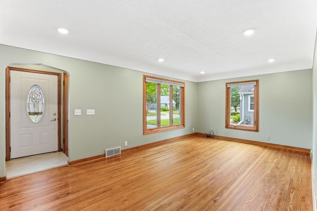 7326 Wentworth Avenue, Richfield, MN 55423