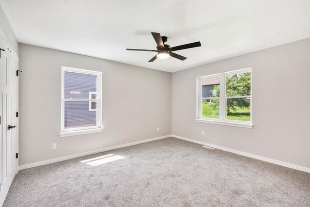 1096 Kamperschroer Way, Sun Prairie, WI 53590