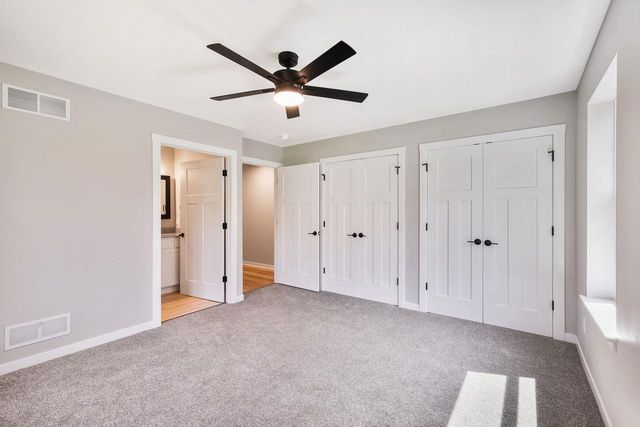 1096 Kamperschroer Way, Sun Prairie, WI 53590