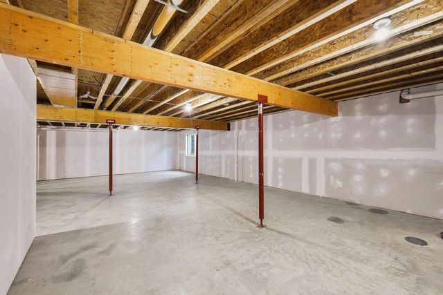 1096 Kamperschroer Way, Sun Prairie, WI 53590