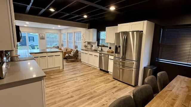 113 NW Mississippi Avenue, Fort Walton Beach, FL 32548