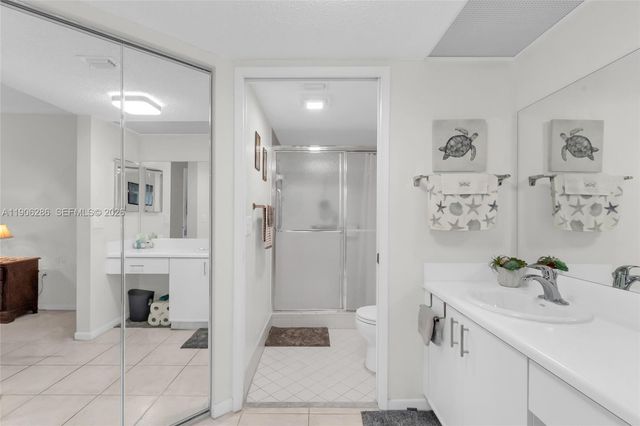 801 SW 138th Avenue 310E, Pembroke Pines, FL 33027