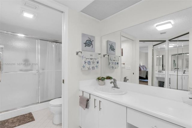 801 SW 138th Avenue 310E, Pembroke Pines, FL 33027