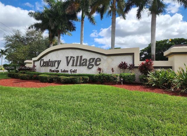 801 SW 138th Avenue 310E, Pembroke Pines, FL 33027